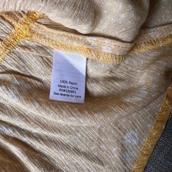 SO Yellow Peplum Floral Tie Waist Blouse | L - Picture 4 of 4